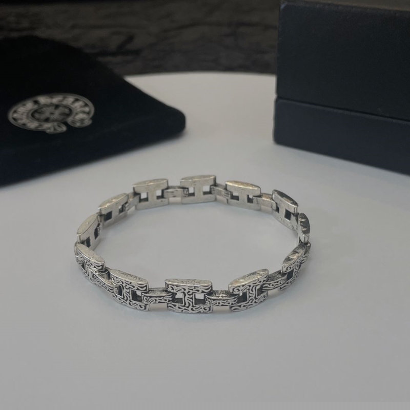 Ch**me He**ts bracelets